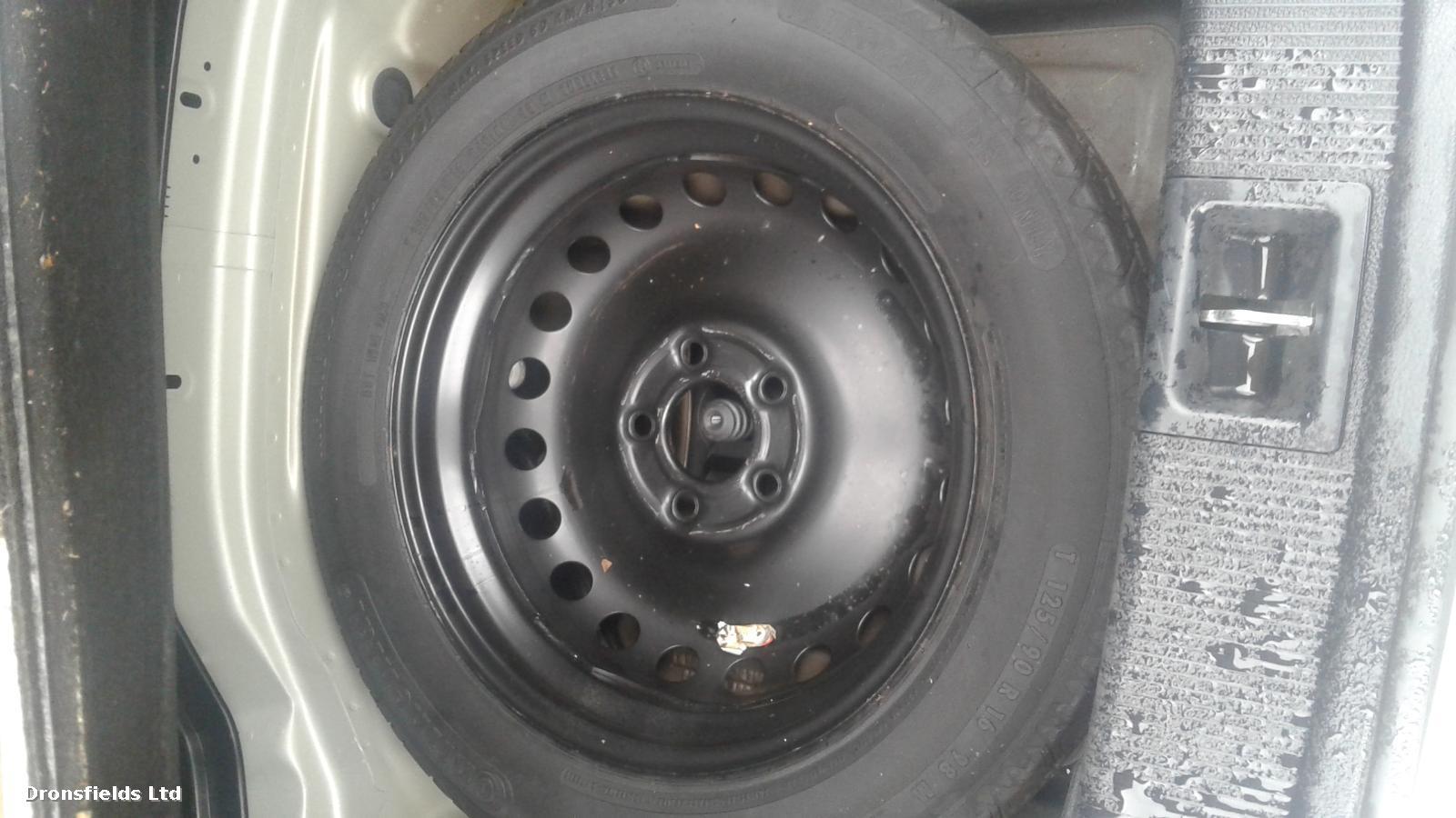 View Auto part Fog Lamp Mercedes C Class 2012