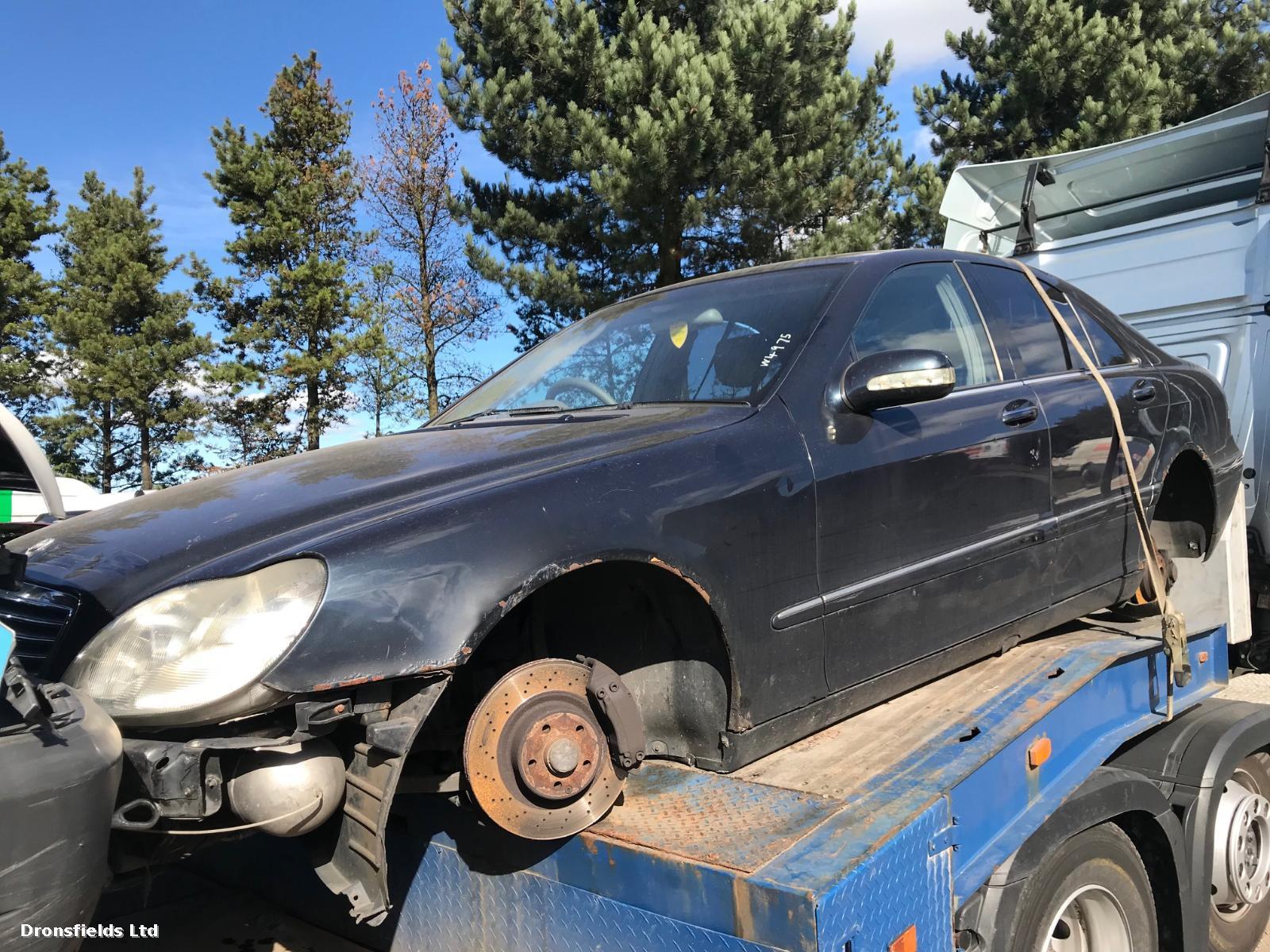 View Auto part CD Changer Mercedes S Class 2000
