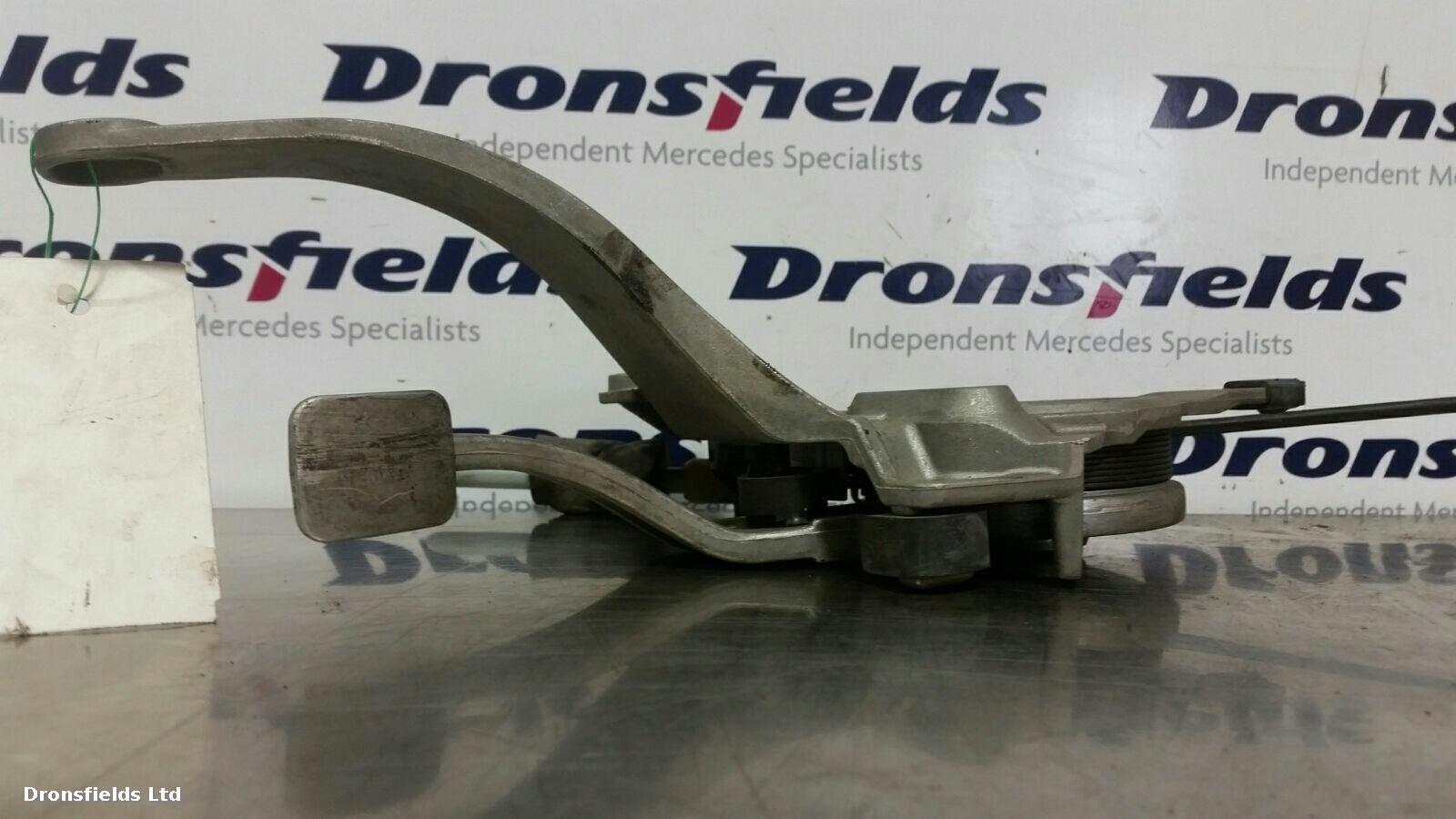 View Auto part Handbrake Lever/Button/Assembly Mercedes S Class 2000