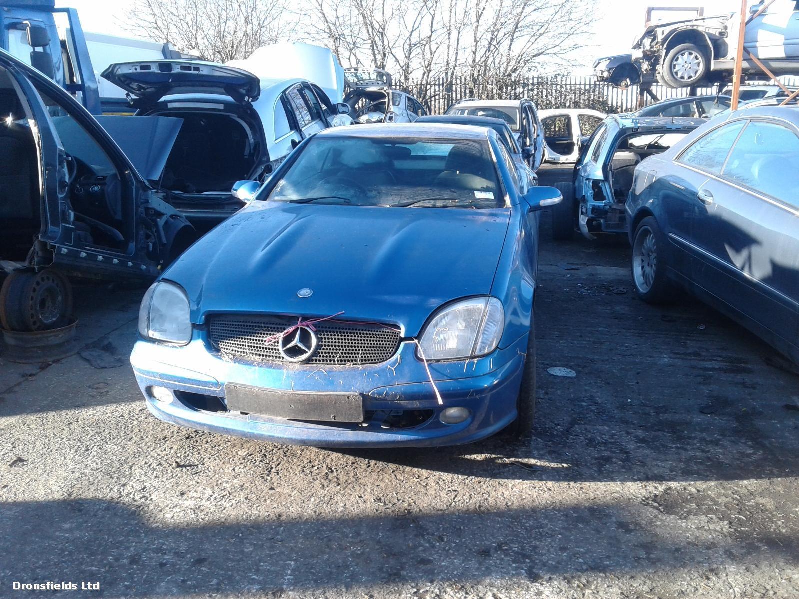 View Auto part Fuse Box Mercedes Slk 2001