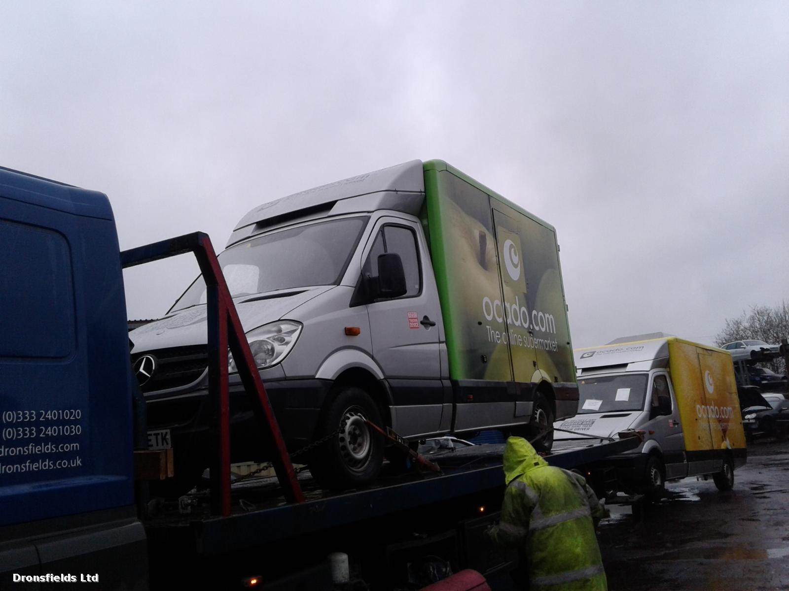 View Auto part L Wing Mercedes Sprinter 2013
