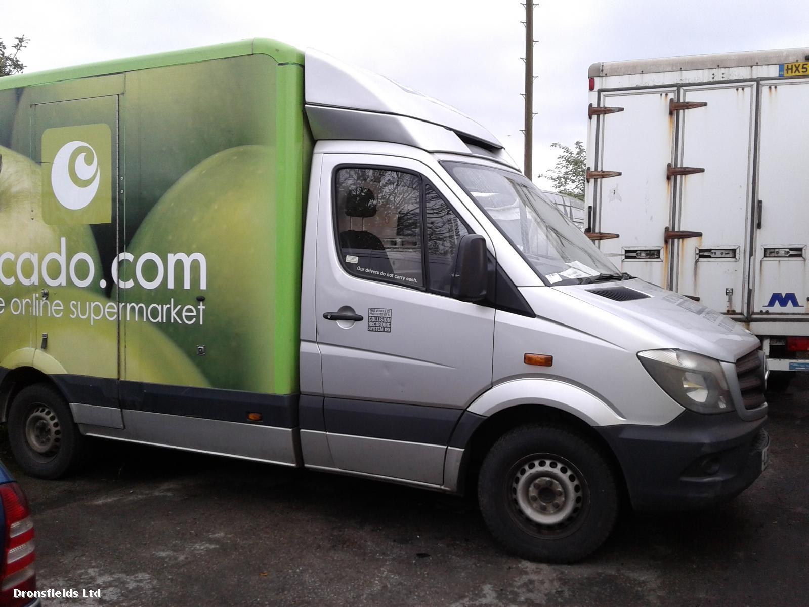 View Auto part L Wing Mercedes Sprinter 2014