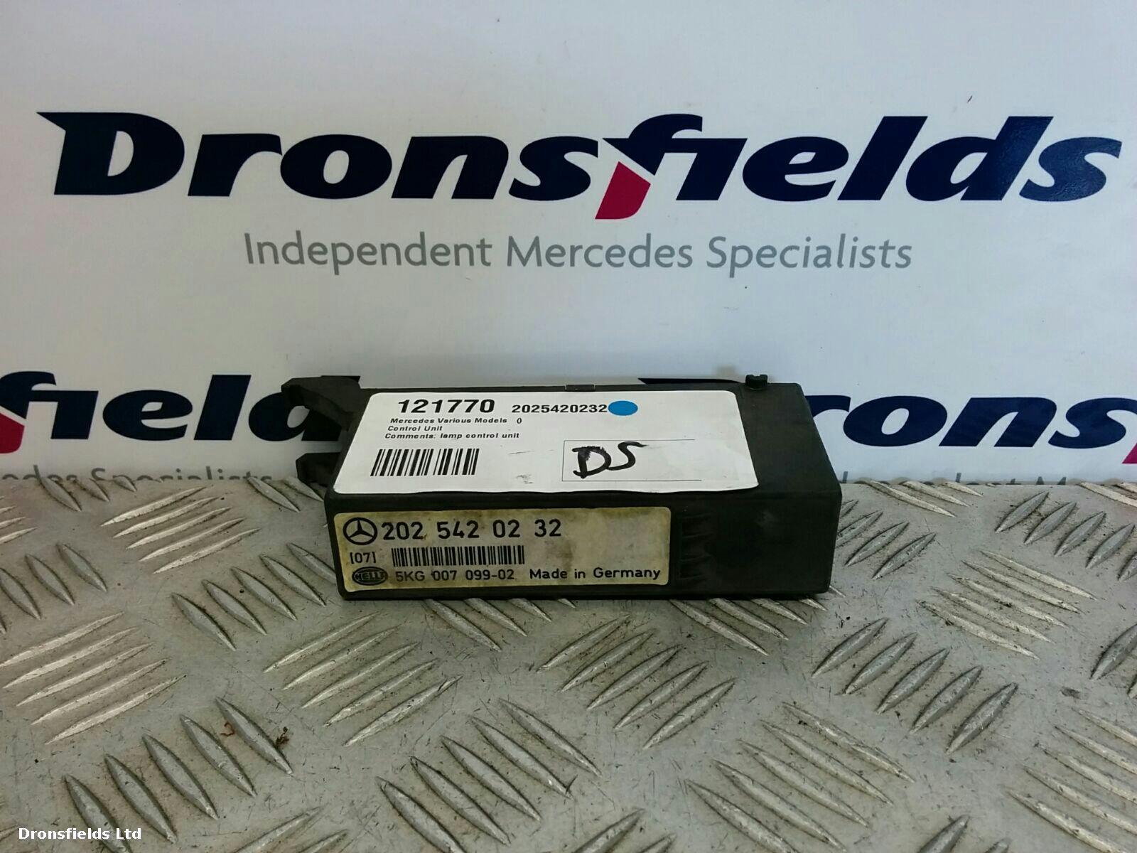 View Auto part Headlight Relay Mercedes C Class 1998