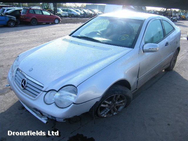 View Auto part Pedal Box Mercedes C Class 2003