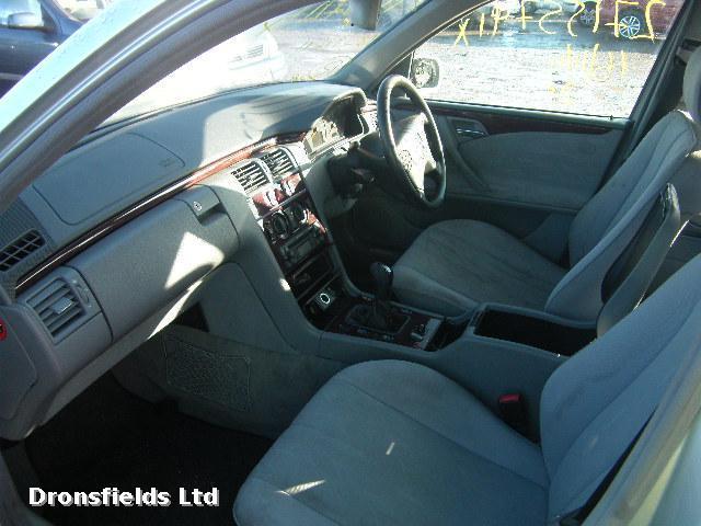 View Auto part Seat Belt Mercedes E Class 2001