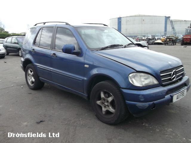 View Auto part Seat Belt Mercedes M Class 2001