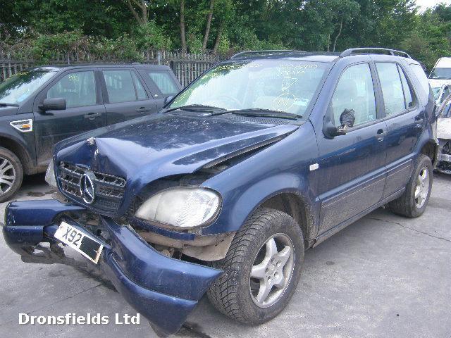 View Auto part Seat Belt Mercedes M Class 2001