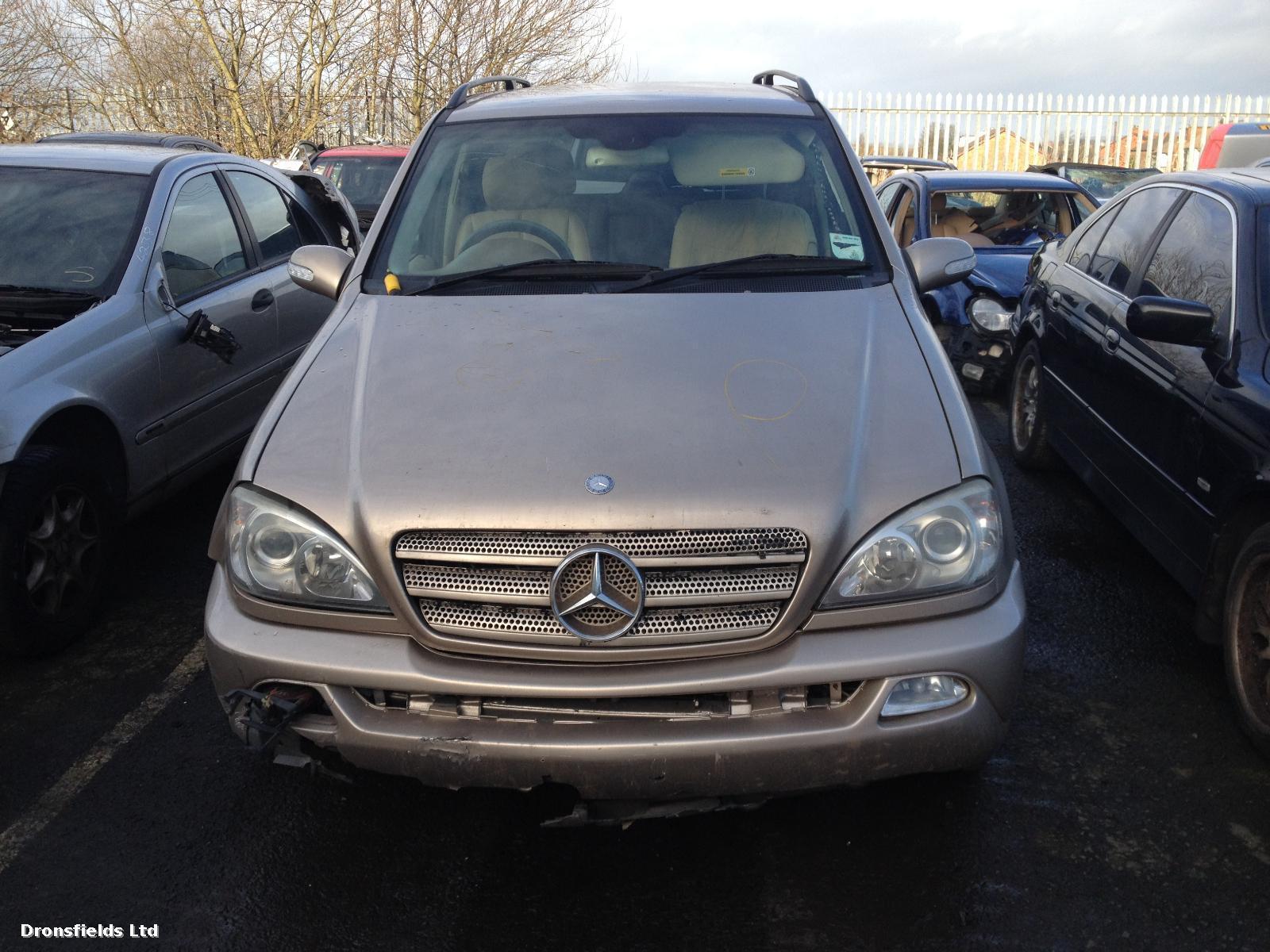 View Auto part Seat Belt Mercedes M Class 2002