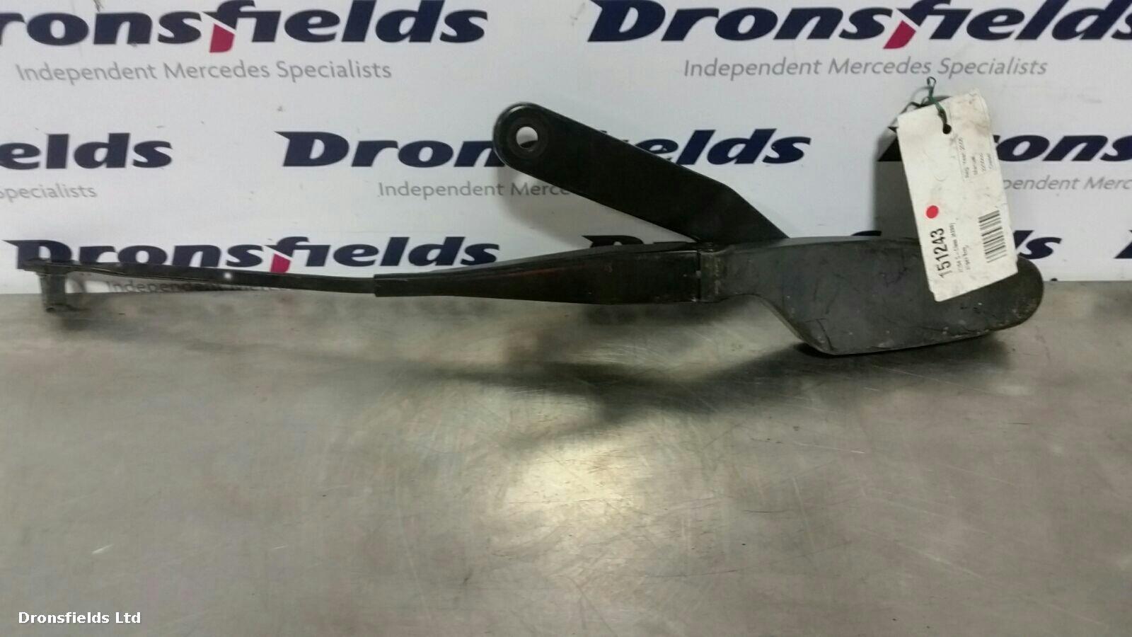 View Auto part Wiper Arm Mercedes C Class 2008