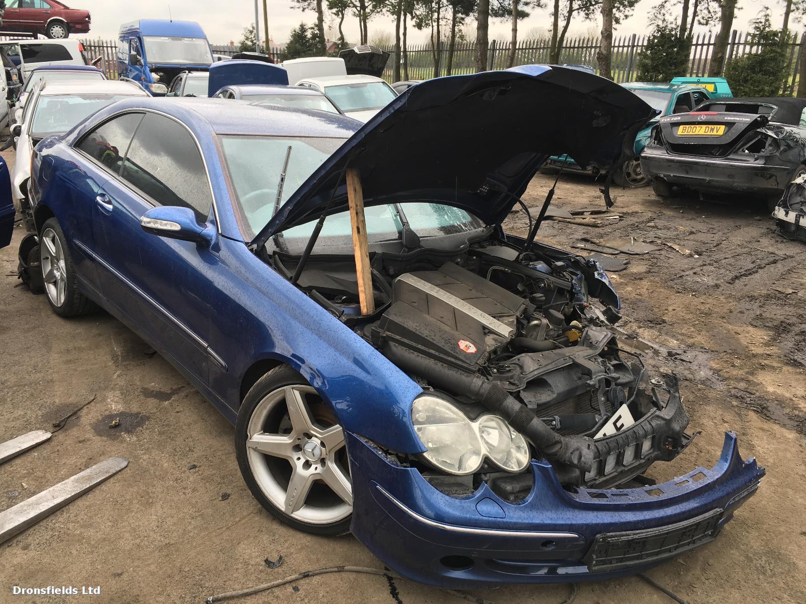 View Auto part RF Door Window Mercedes Clk 2004