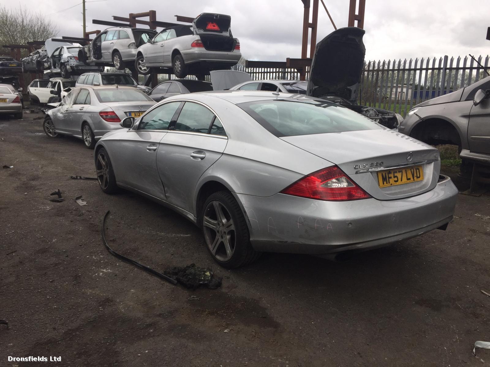 View Auto part LF Hub/Stub Axle Assembly Mercedes Cls Class 2008