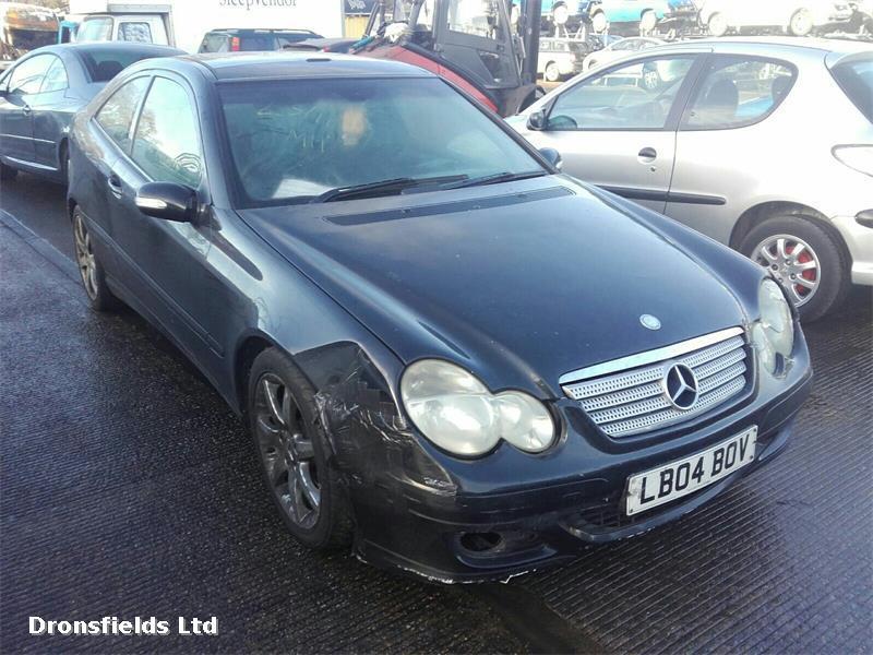 View Auto part Sunroof/Roof Glass/T Mercedes C Class 2004