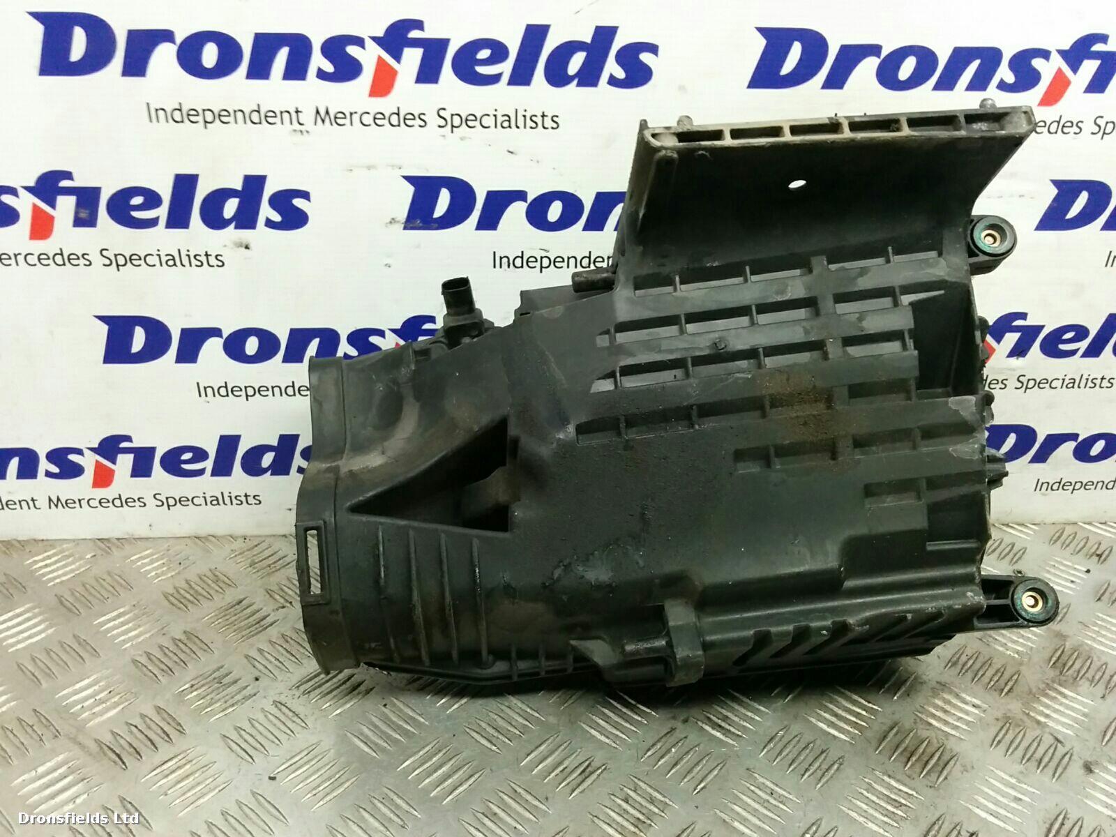 View Auto part Air Cleaner/Box Mercedes C Class 2003