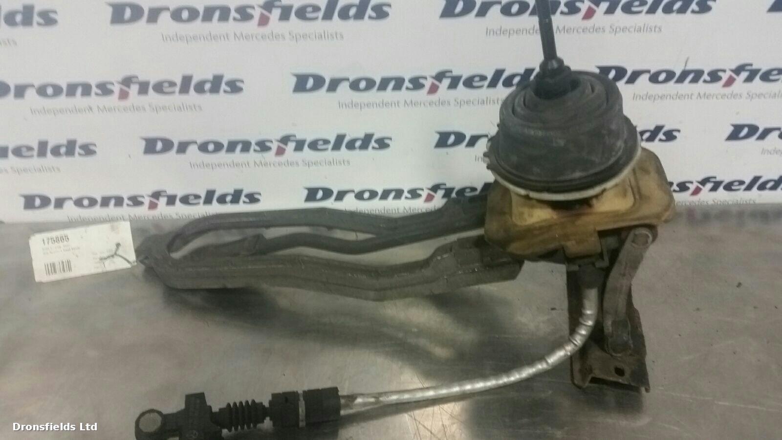View Auto part Gear Stick/Shifter Mercedes C Class 2003