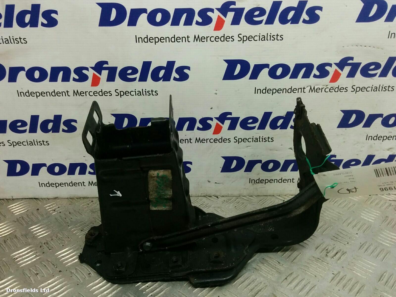 View Auto part Misc Mercedes C Class 2001