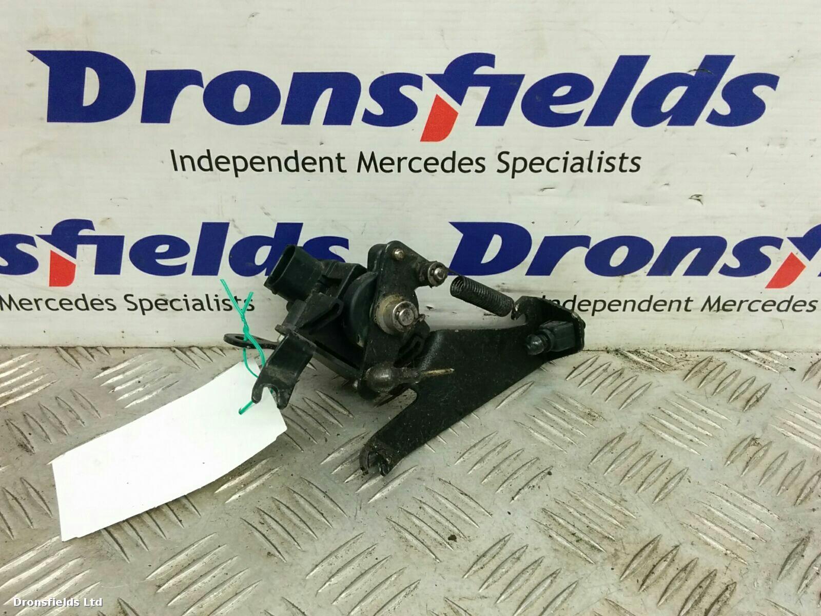 View Auto part Throttle Position Sw Mercedes E Class 1999