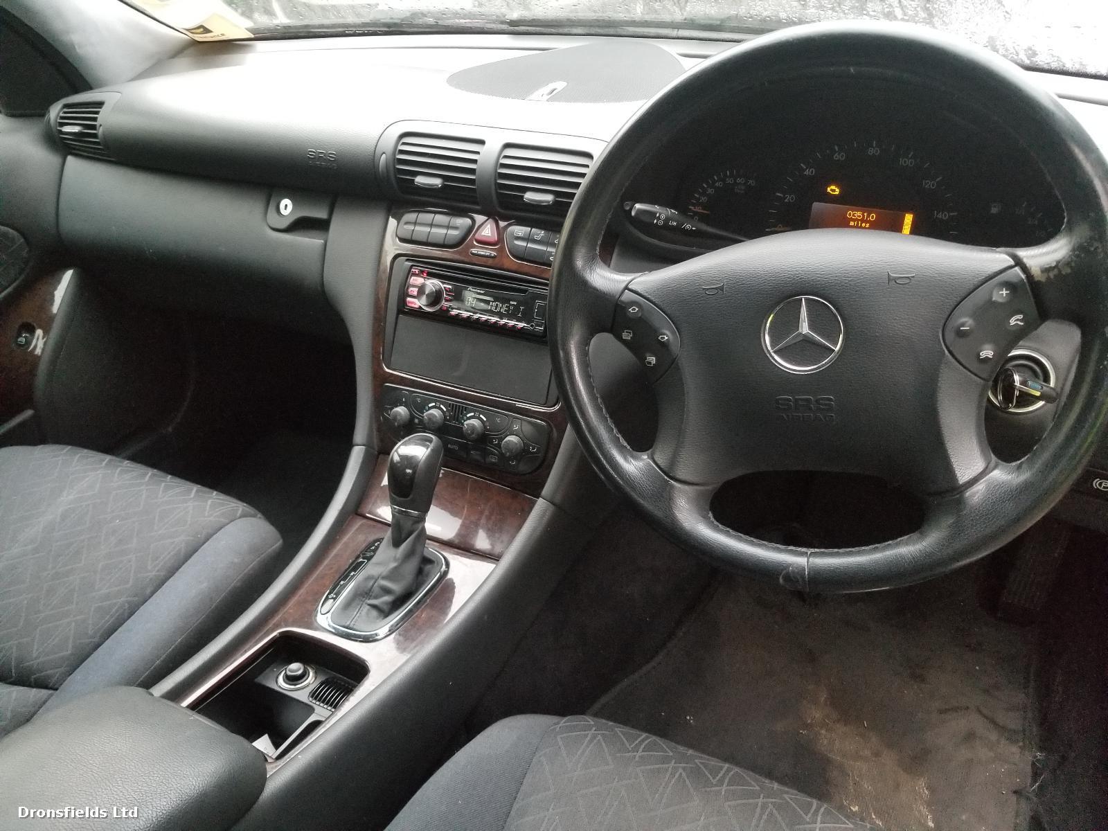 View Auto part Grille Mercedes C Class 2003