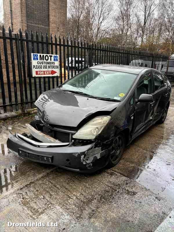 View Auto part Fuel Tank Toyota Prius 2009