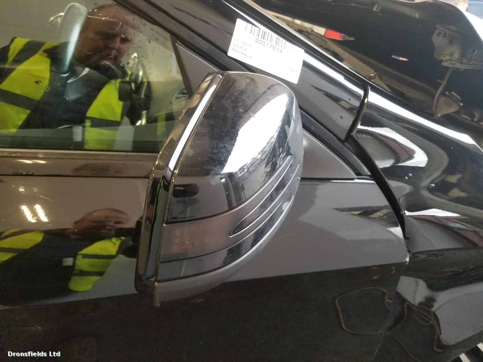 View Auto part L Door Mirror Mercedes Cla 2015