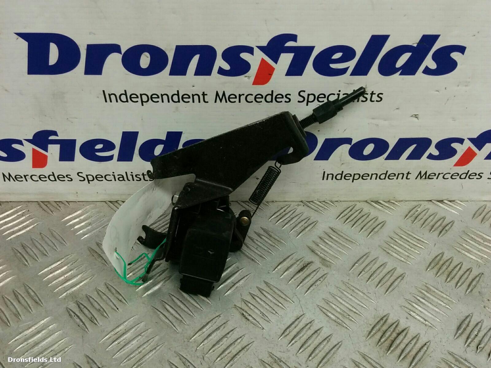 View Auto part Throttle Position Sw Mercedes E Class 2001