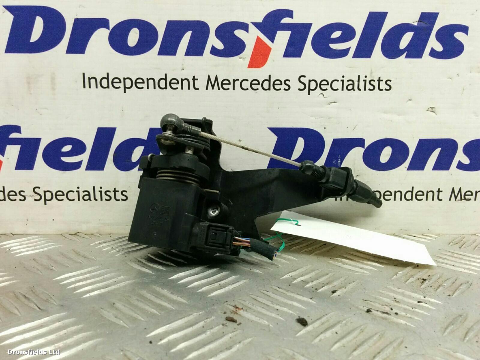 View Auto part Throttle Position Sw Mercedes C Class 1998