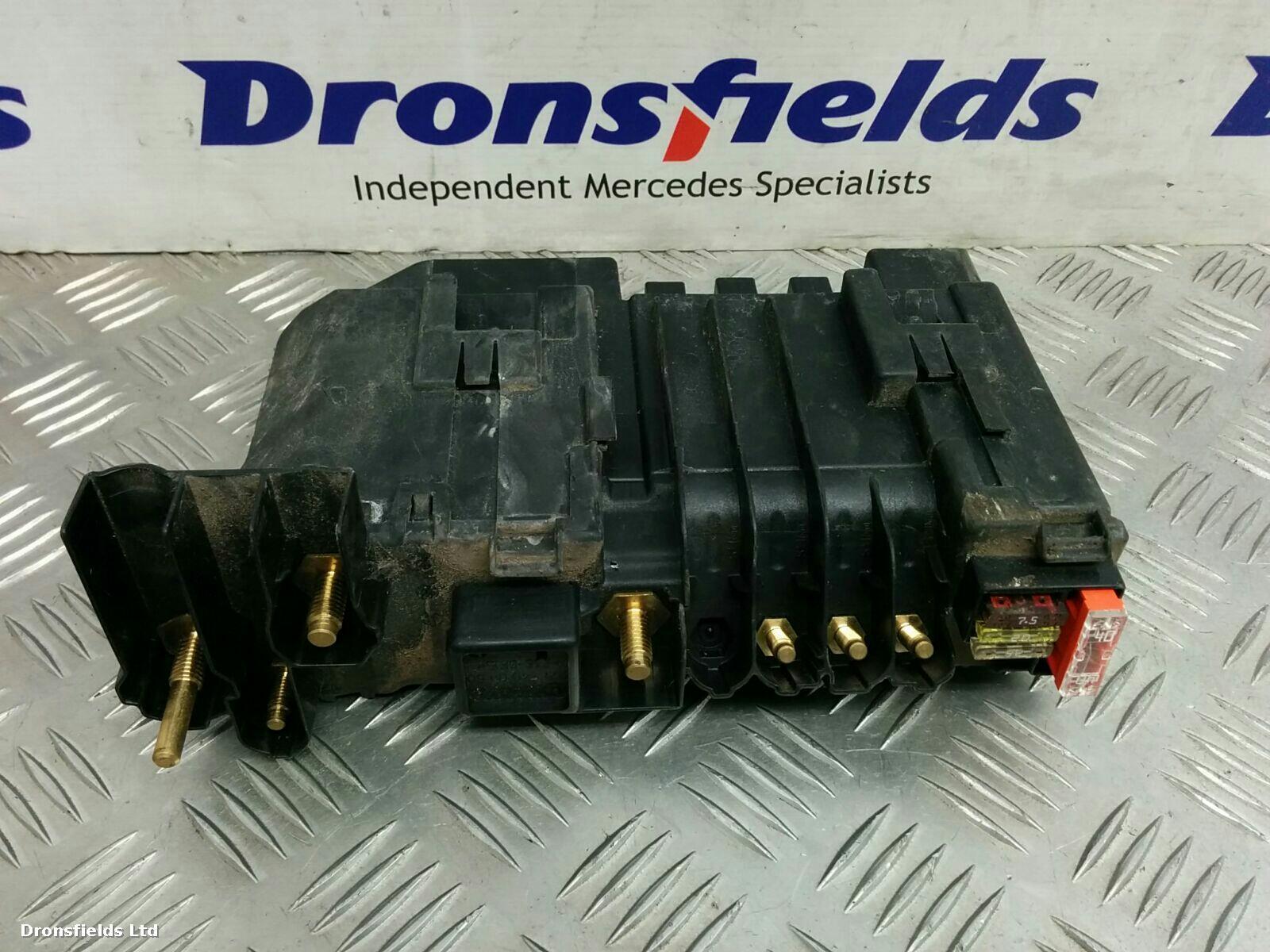 View Auto part Fuse Box Mercedes S Class 2007