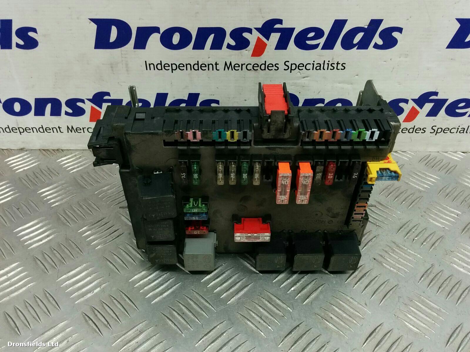 View Auto part Fuse Box Mercedes S Class 2007