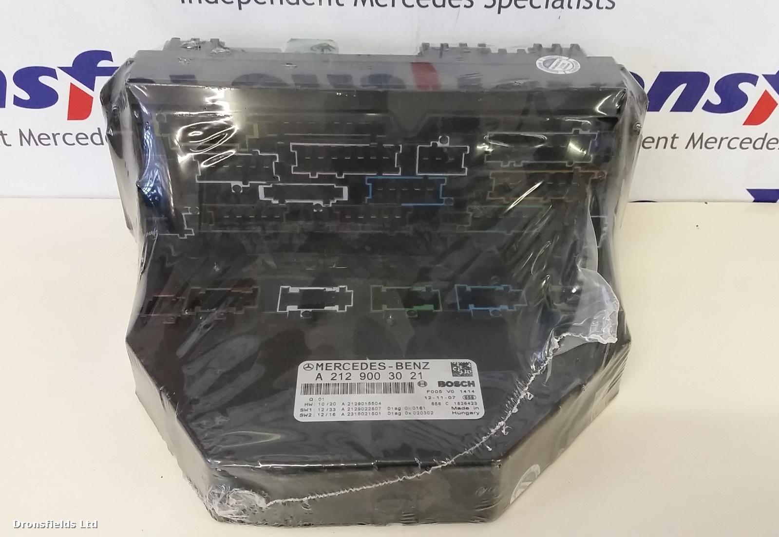 View Auto part Fuse Box Mercedes E Class 2011