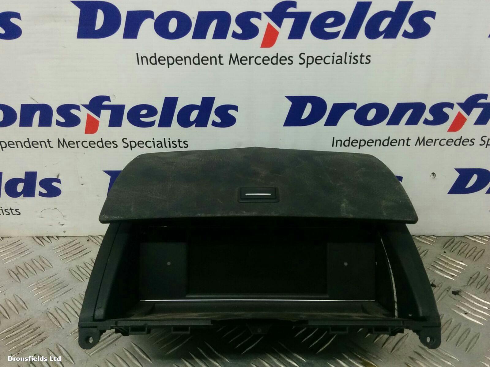 View Auto part Radio Display Mercedes C Class 2010