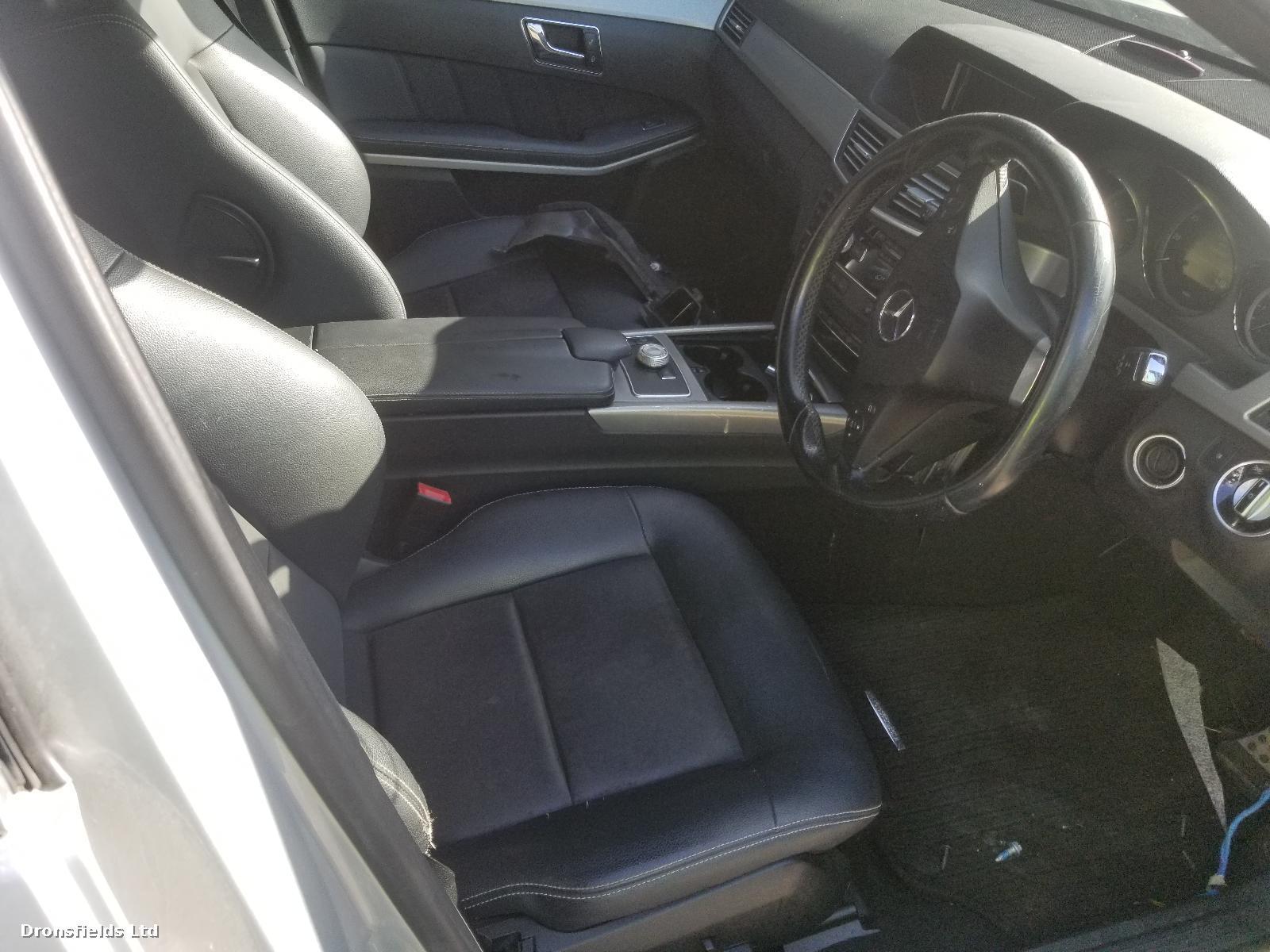 View Auto part Seat Belt Mercedes E Class 2012
