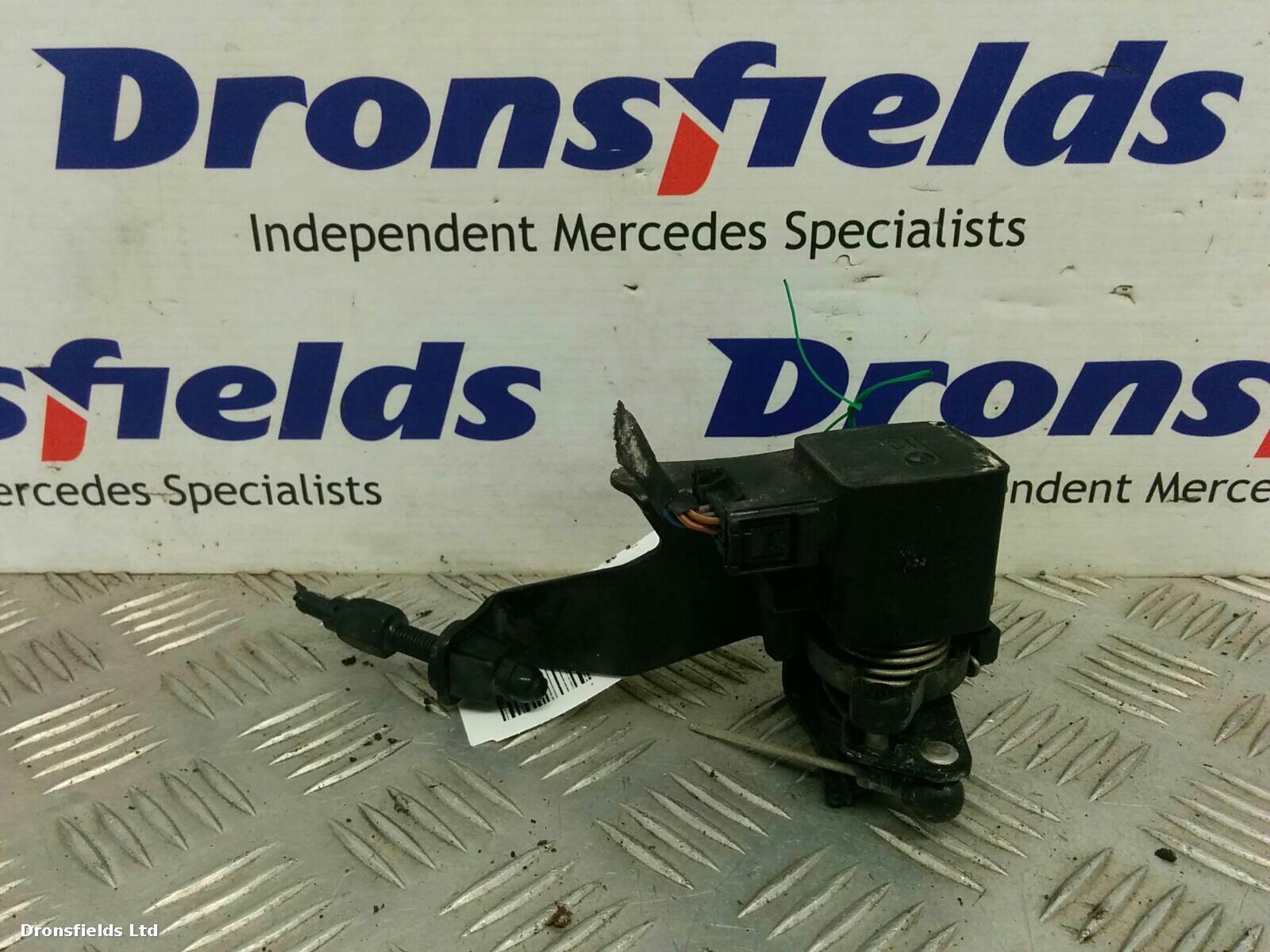 View Auto part Throttle Position Sw Mercedes Clk 2001