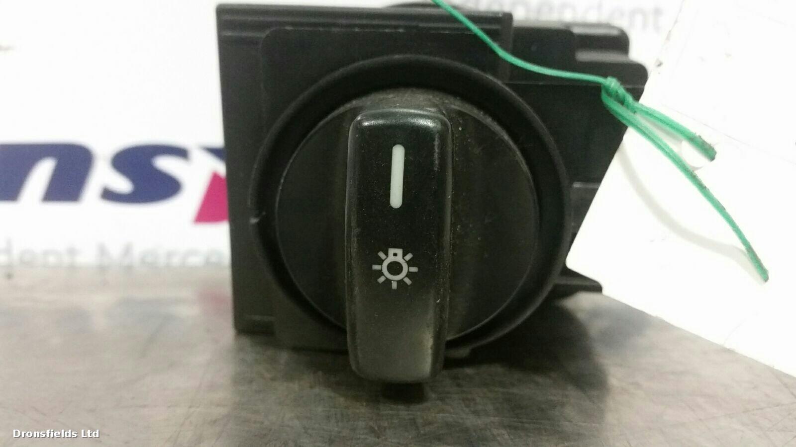 View Auto part Headlight Switch Mercedes A Class 2008