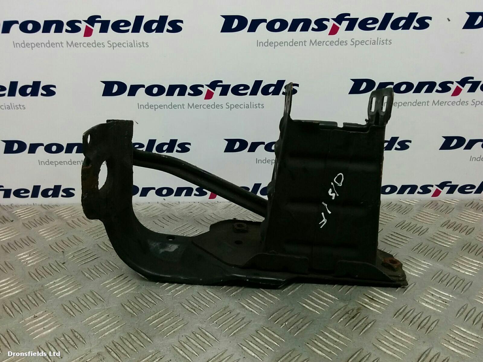 View Auto part Misc Mercedes C Class 2005