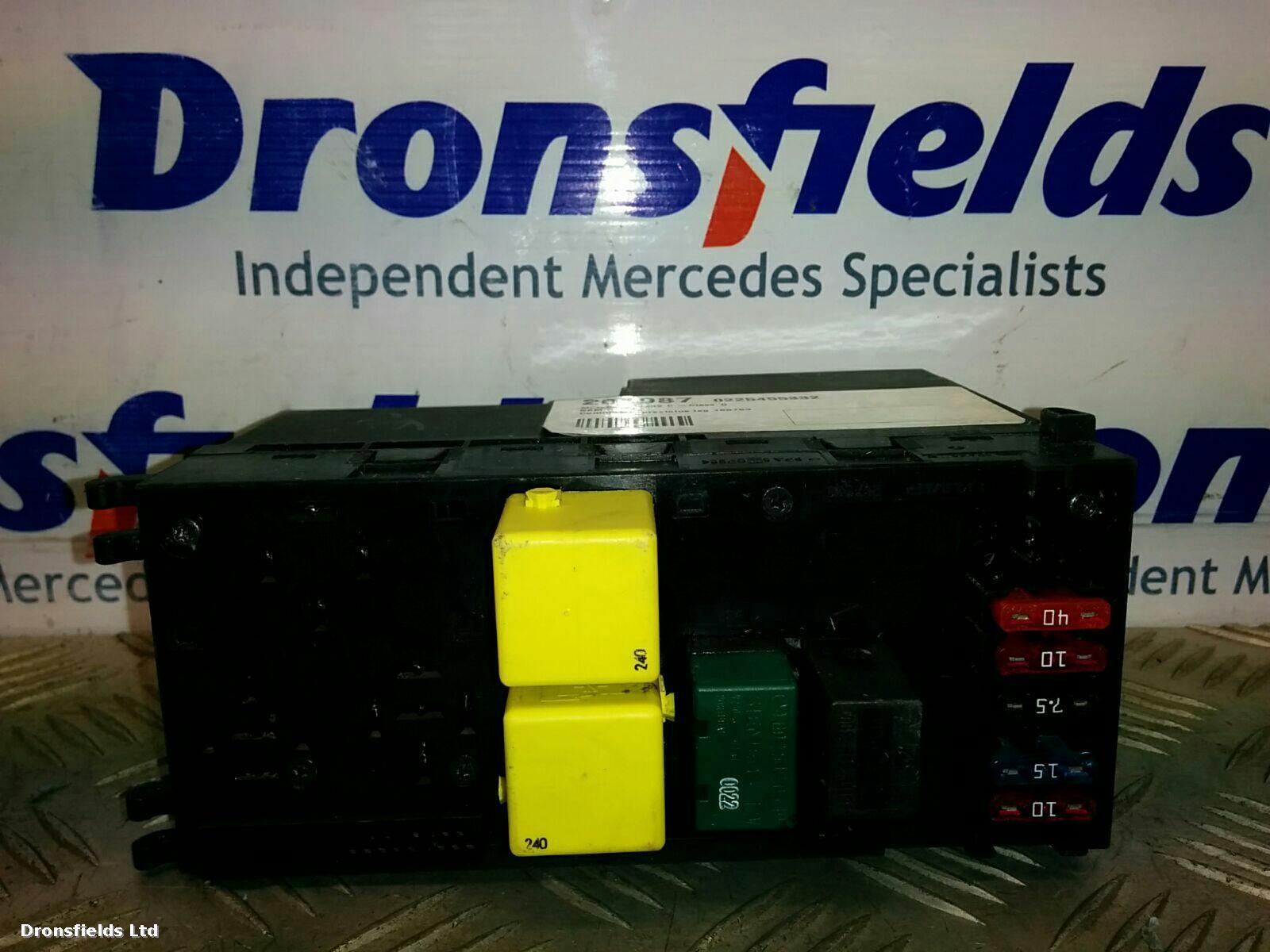 View Auto part Fuse Box Mercedes C Class 2000
