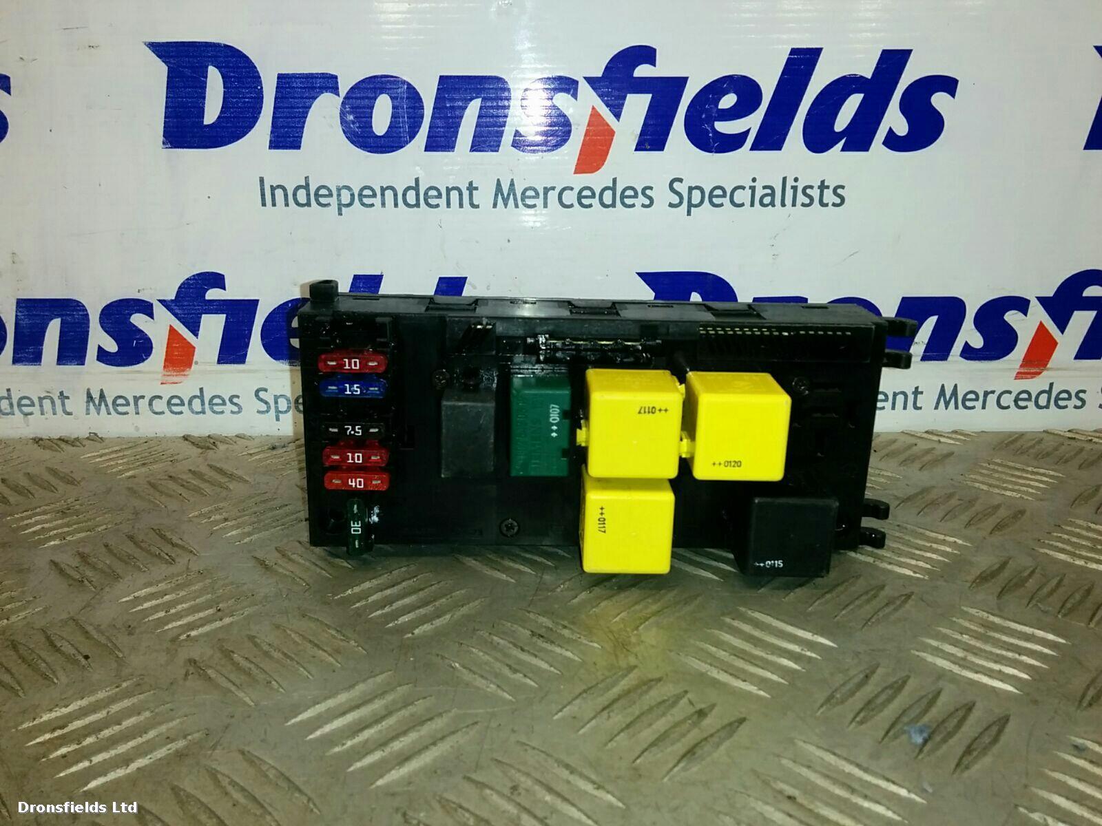 View Auto part Fuse Box Mercedes E Class 2000