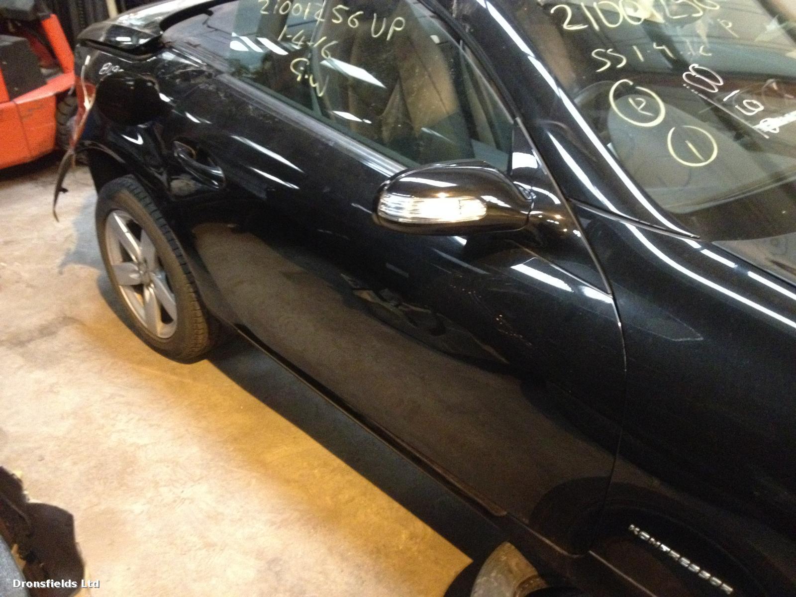 View Auto part R Front Door Mercedes Slk 2007