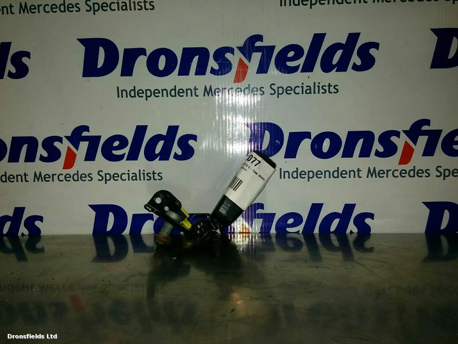 View Auto part Seat Belt Unknown Unknown 2011