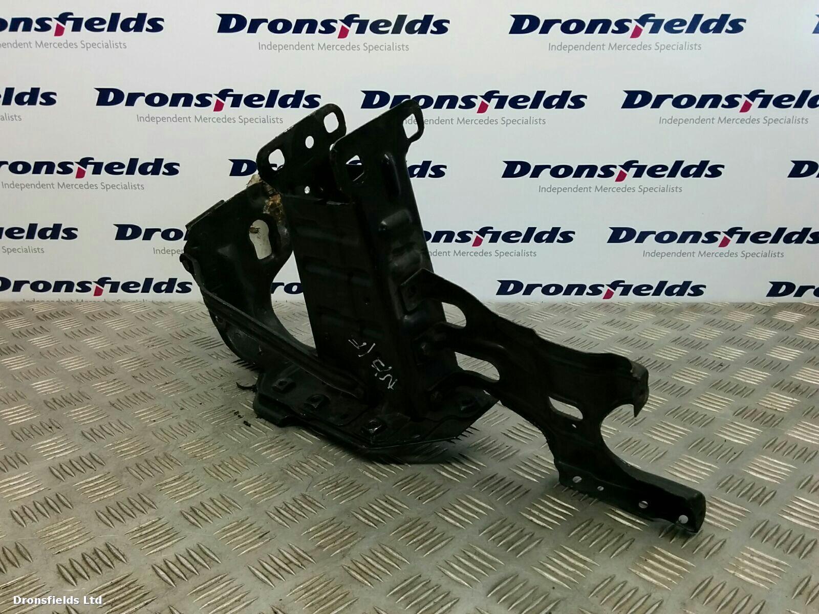 View Auto part Misc Mercedes C Class 2005