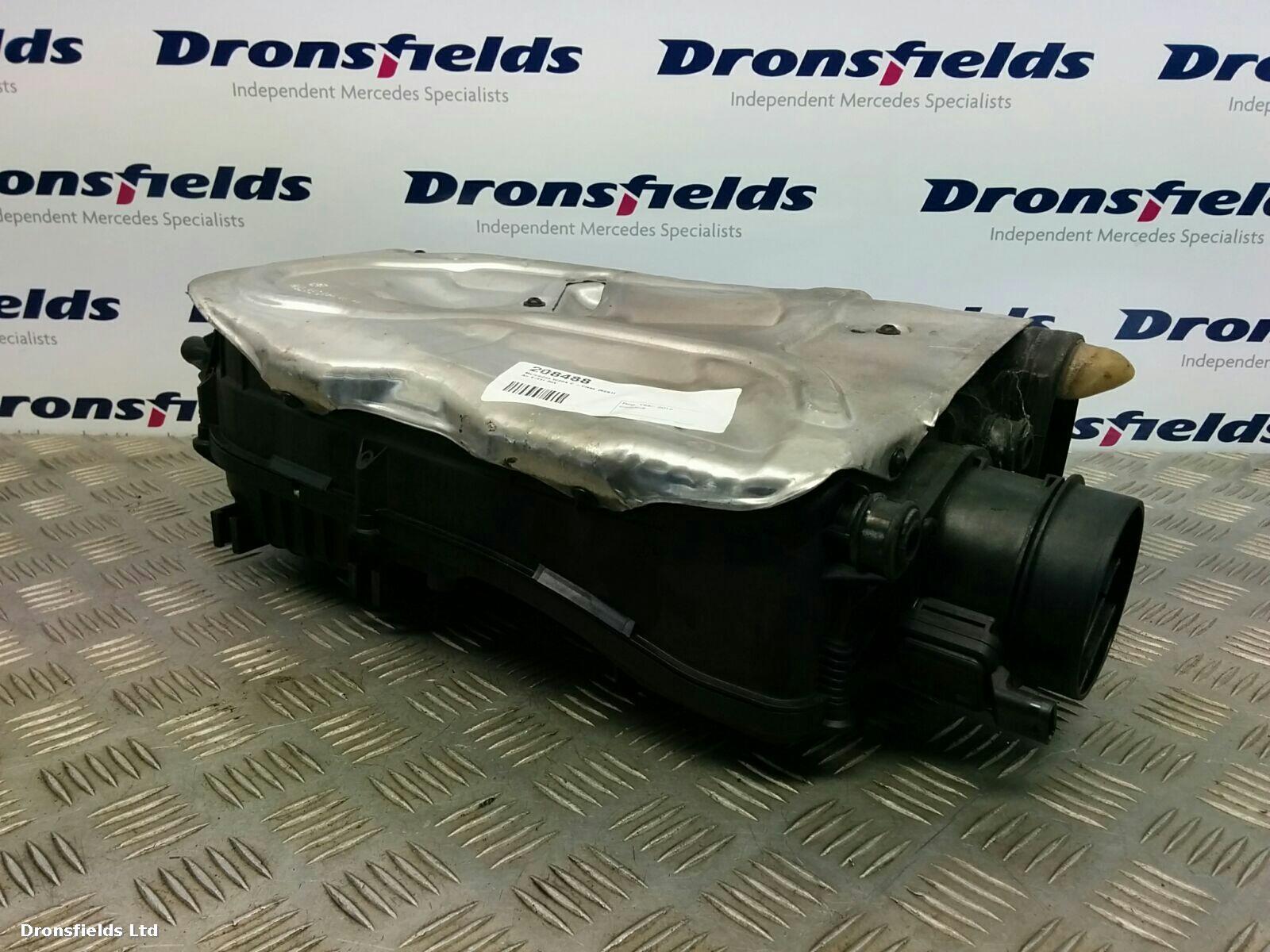 View Auto part Air Cleaner/Box Mercedes C Class 2012