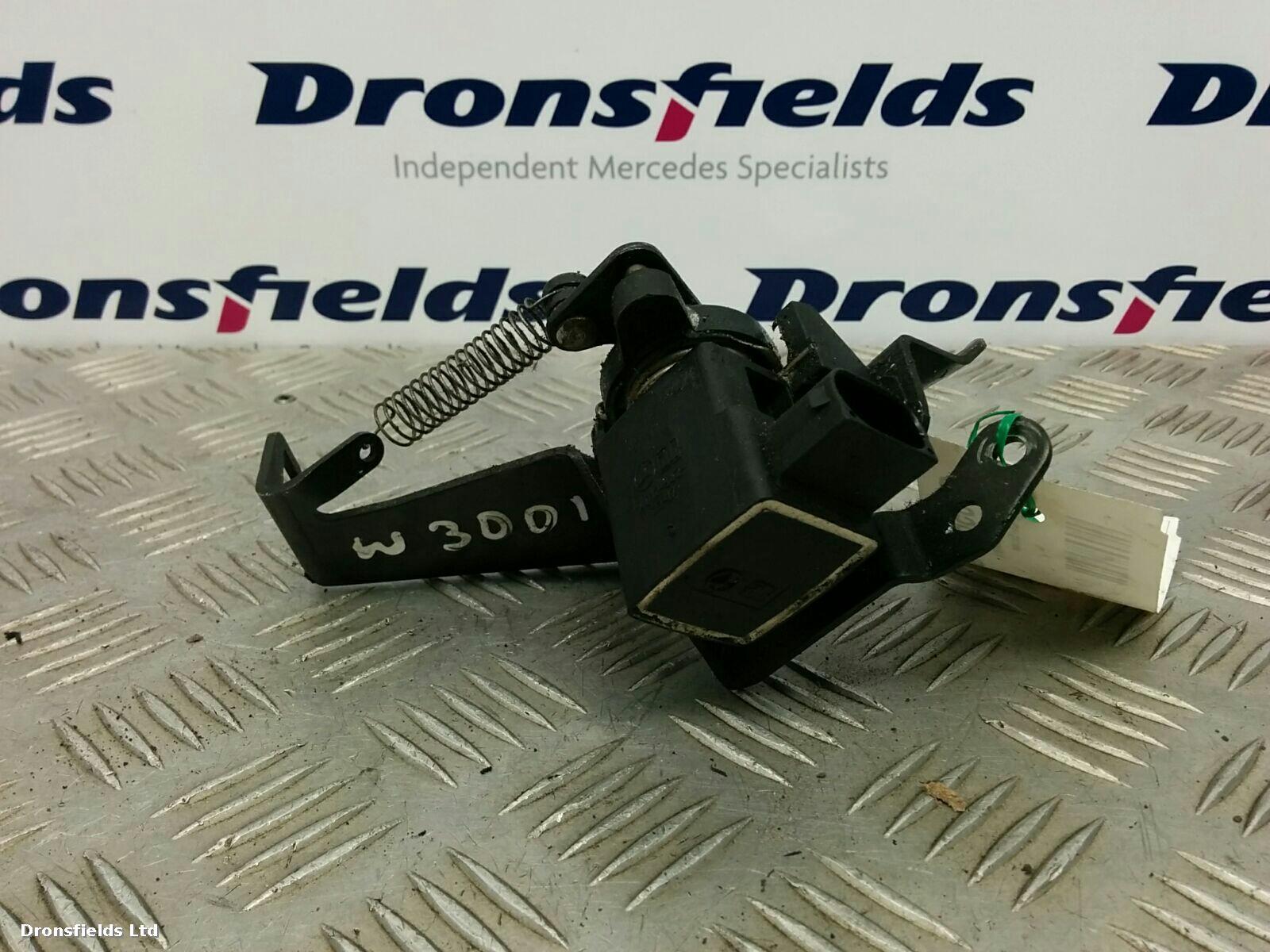 View Auto part Misc Mercedes E Class 2001