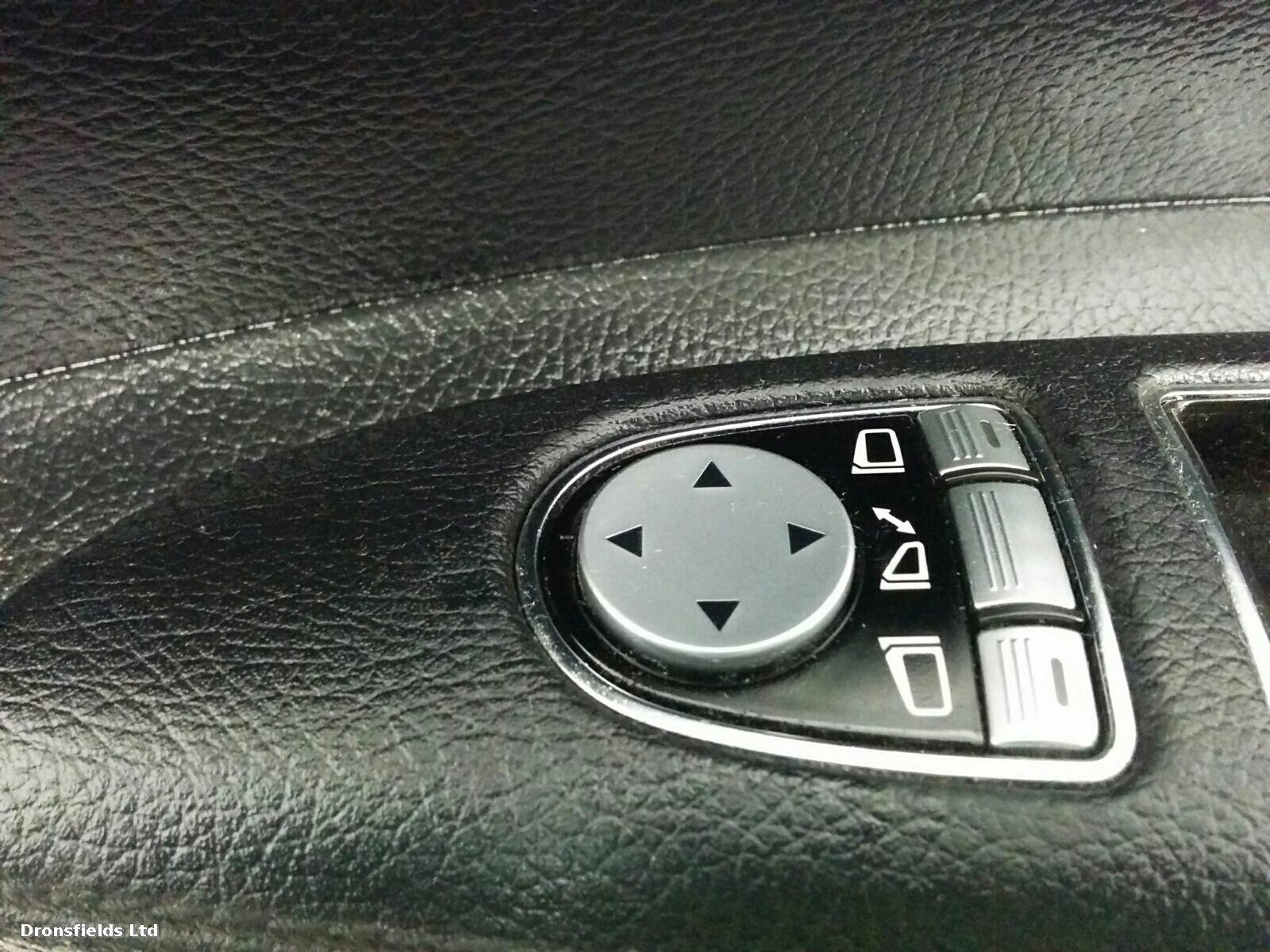 View Auto part Misc Mercedes S Class 2009