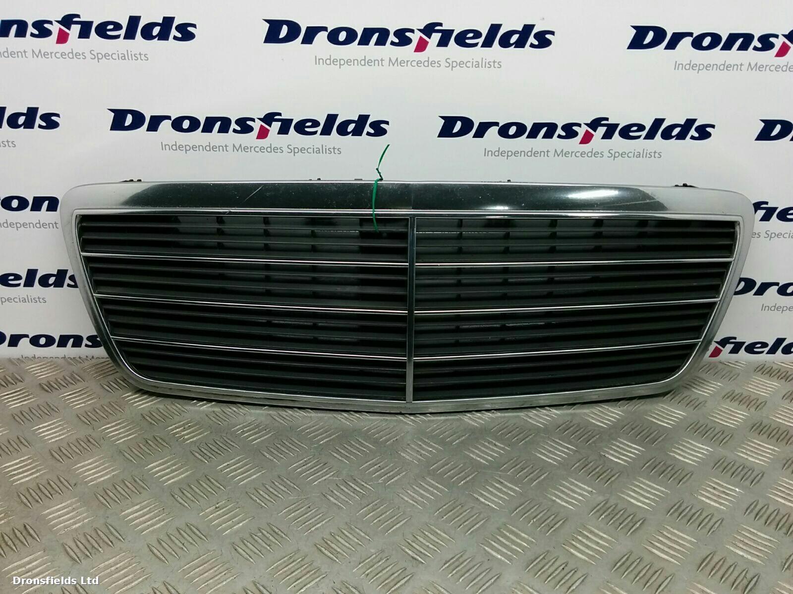 View Auto part Grille Mercedes E Class 2001