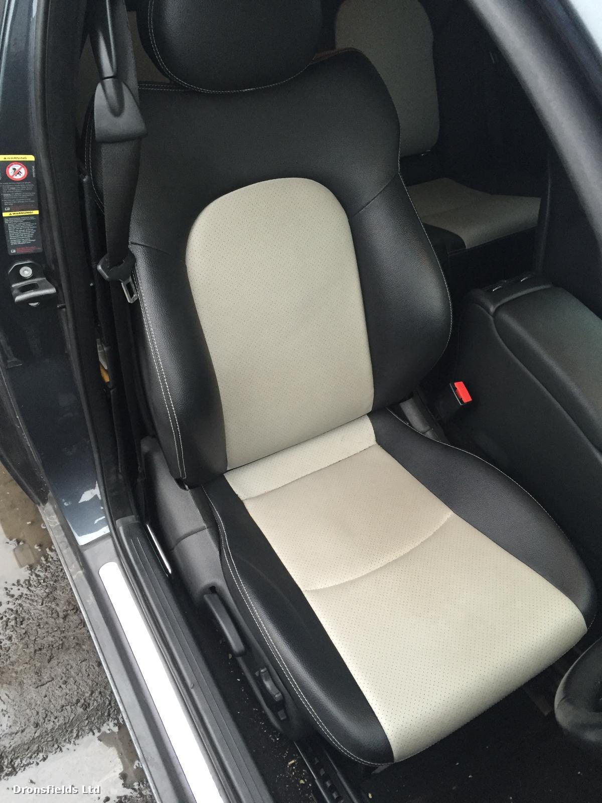 View Auto part Complete Interior Mercedes C Class 2009