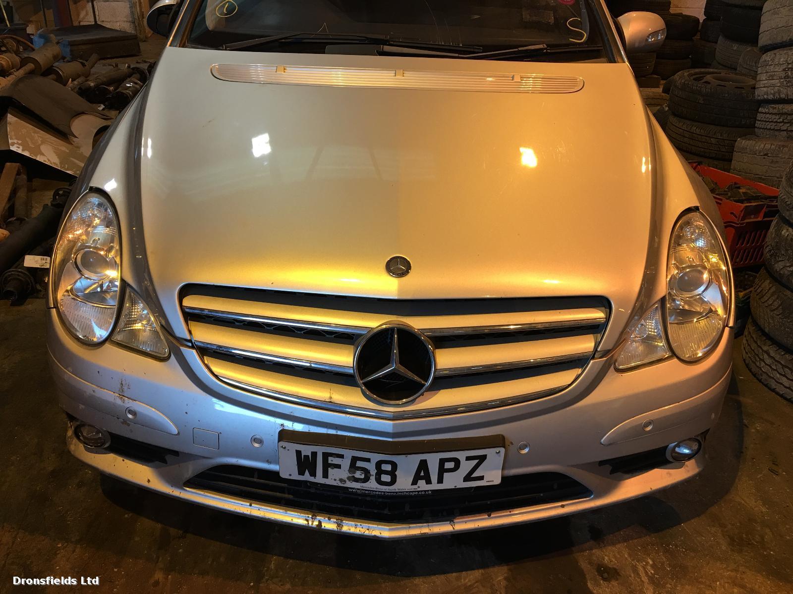 View Auto part L Wing Mercedes R Class 2008