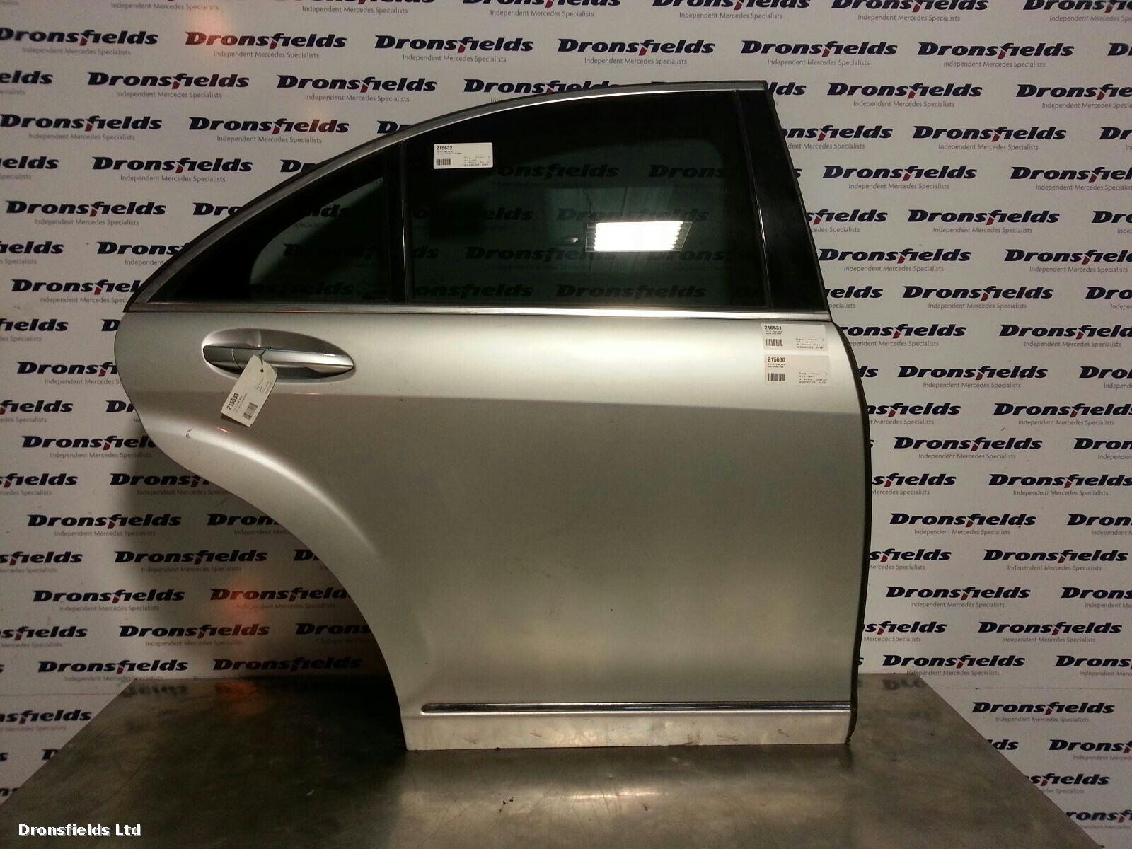View Auto part R Rear Door Mercedes S Class 2007