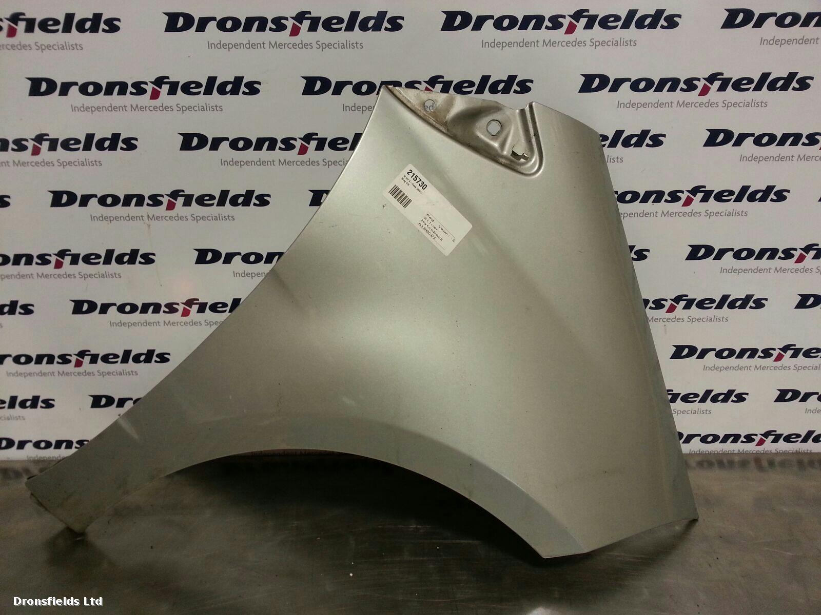 View Auto part R Wing Mercedes A Class 2005