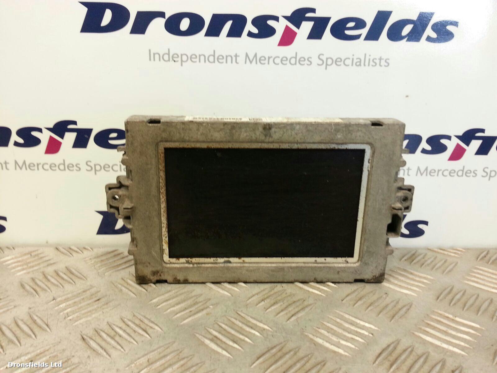 View Auto part Radio Display Mercedes C Class 2011