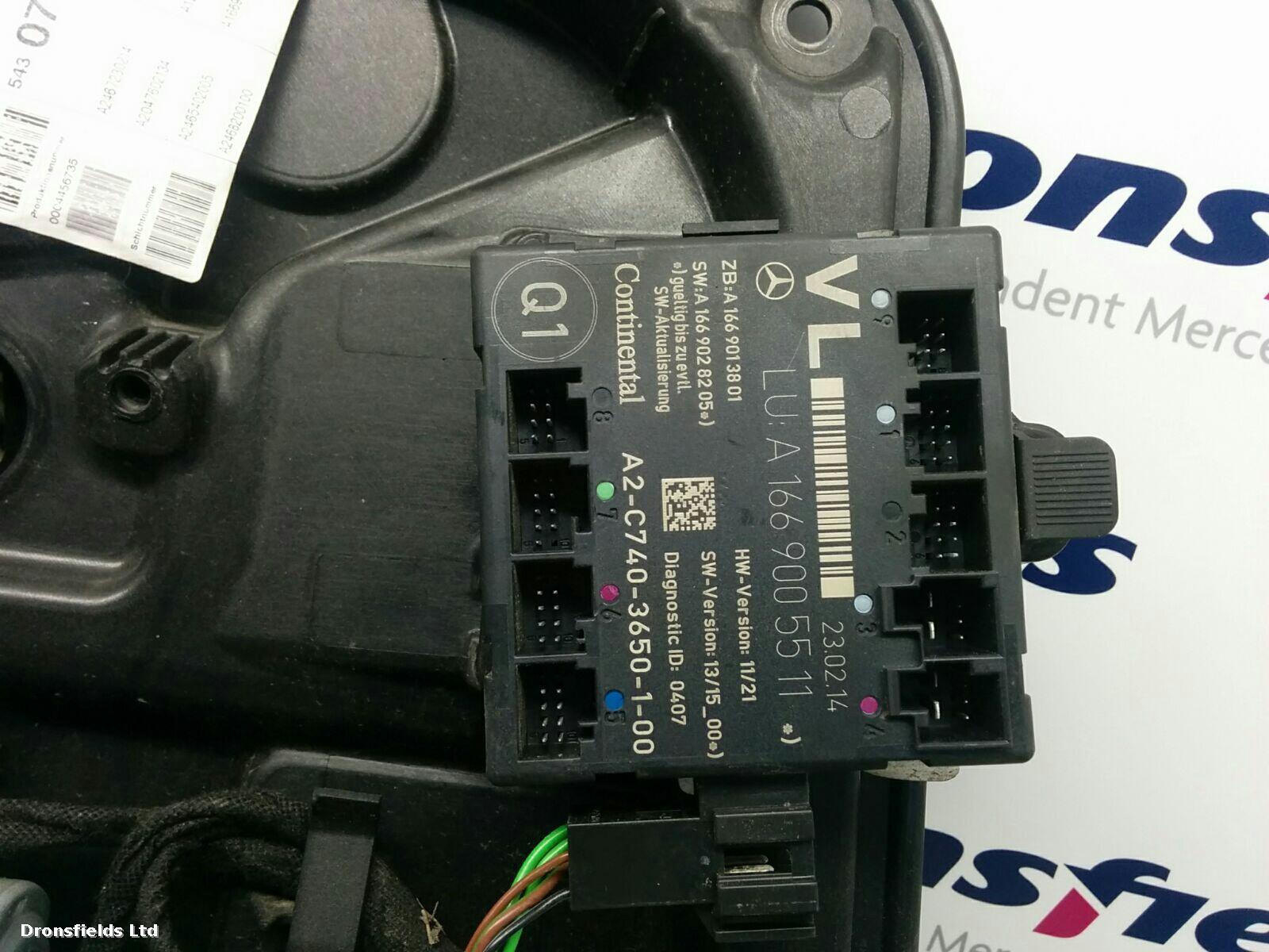 View Auto part ECU Mercedes B Class 2014