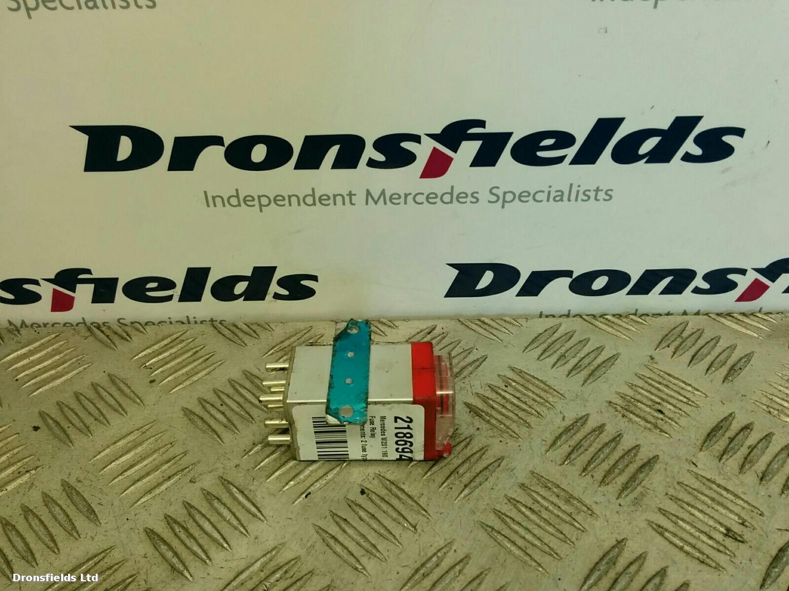 View Auto part Misc. Relay Mercedes 190 (201 Series) 1990