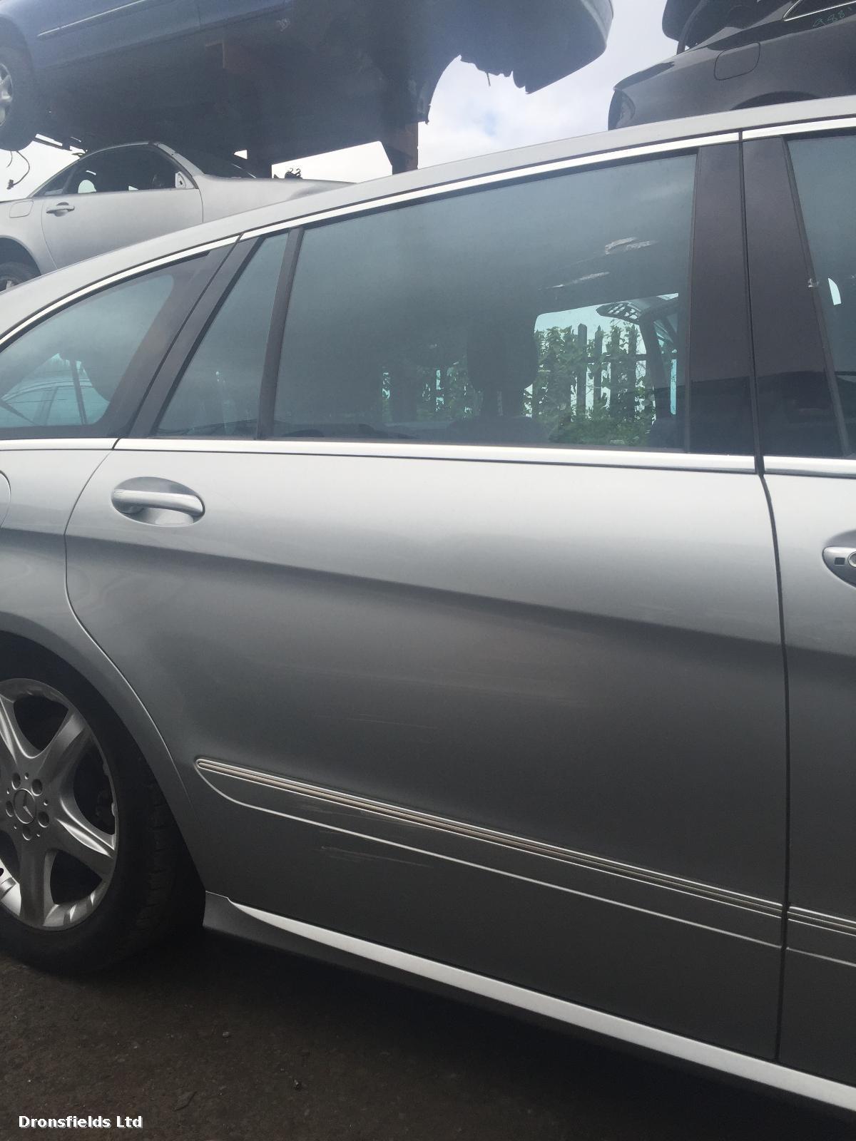 View Auto part R Rear Door Mercedes R Class 2007